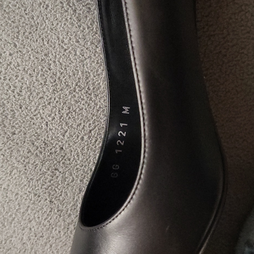 New Louis Vuitton Uniformes Cherie pumps - Picture 9 of 10